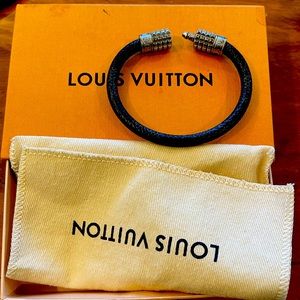 Luis Vuitton Digit Bracelet, men’s or women’s